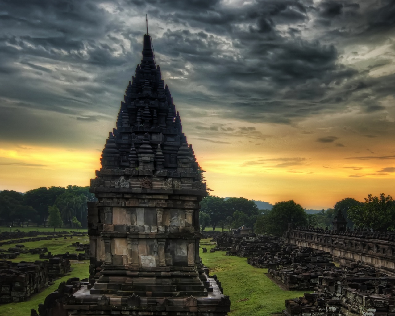 Руины старого города