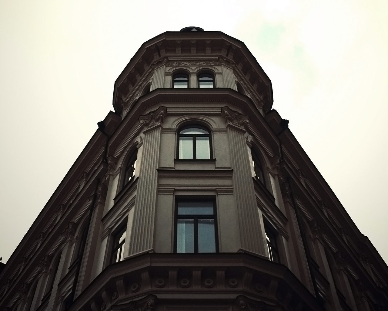 Красивая архитектура городского здания