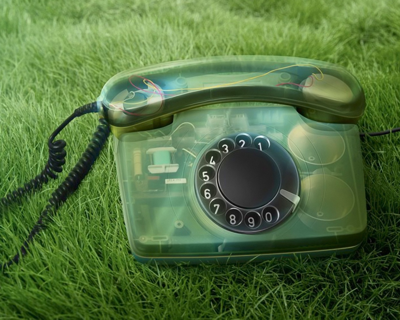 Зеленый телефон