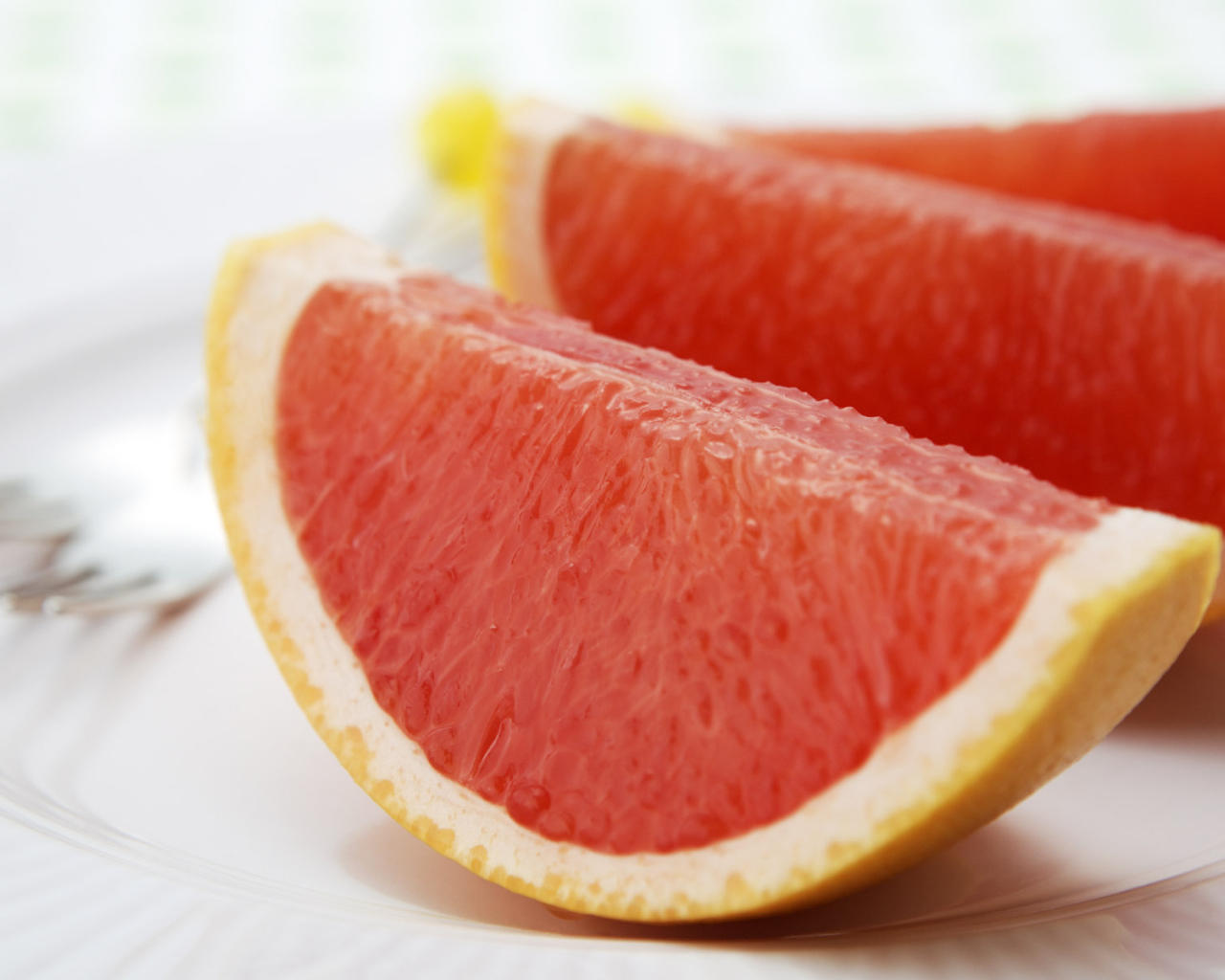 Красная фруктовая мякоть