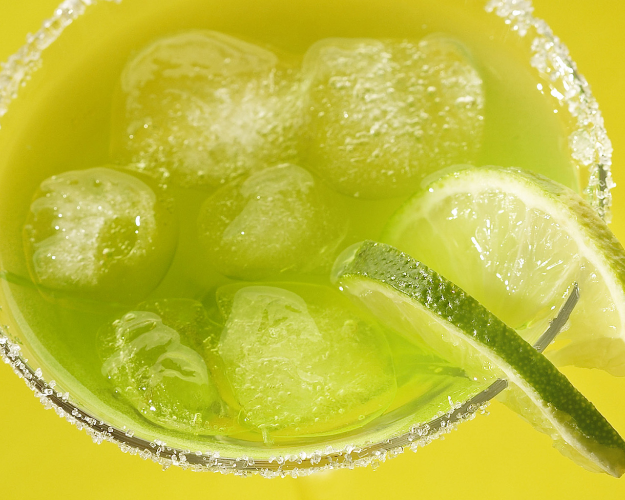 Лимонный напиток