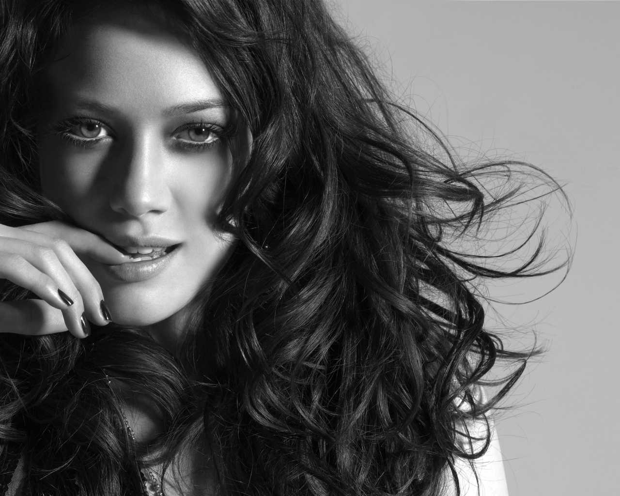 Загадочная девушка