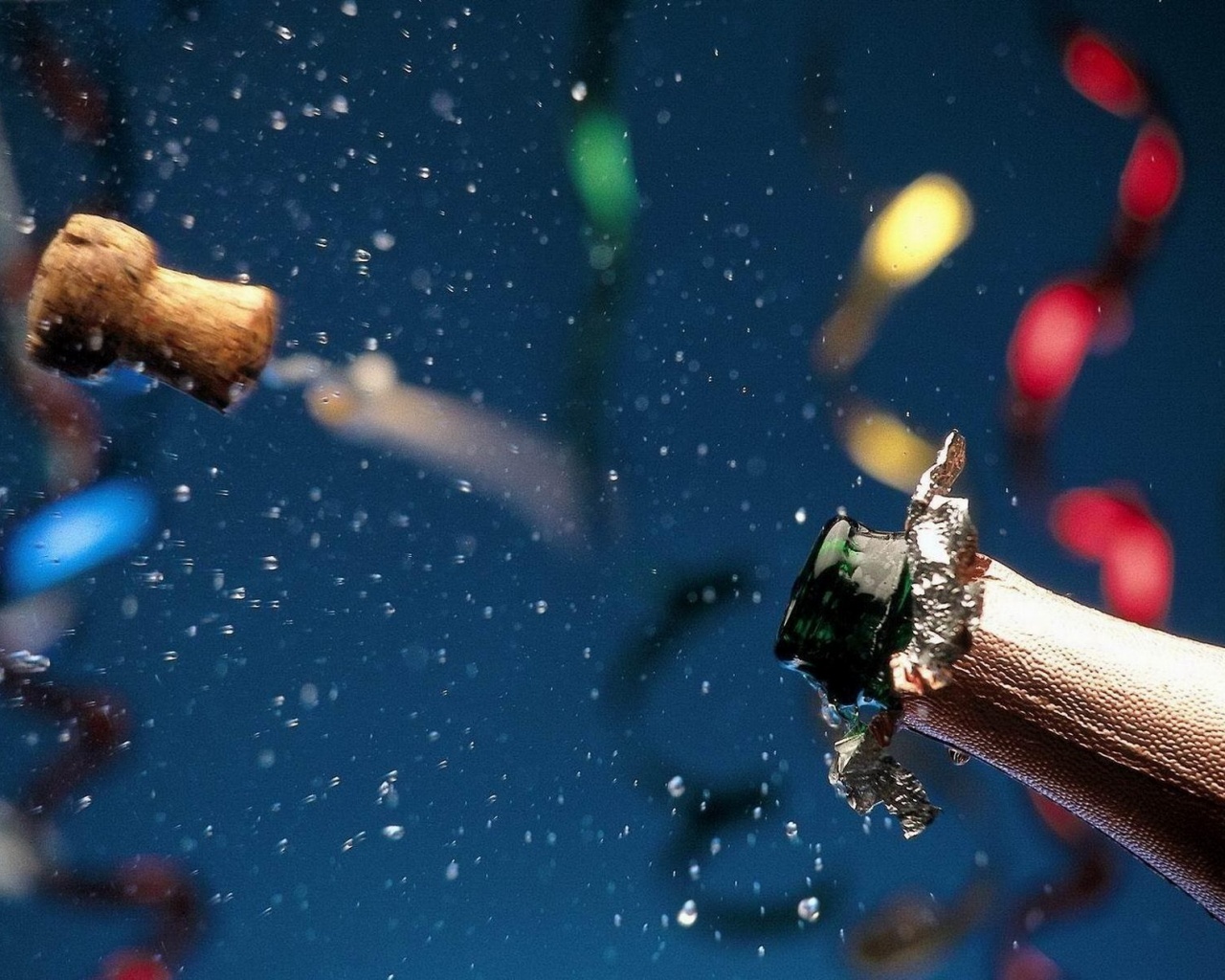 Шампанское в Новый Год