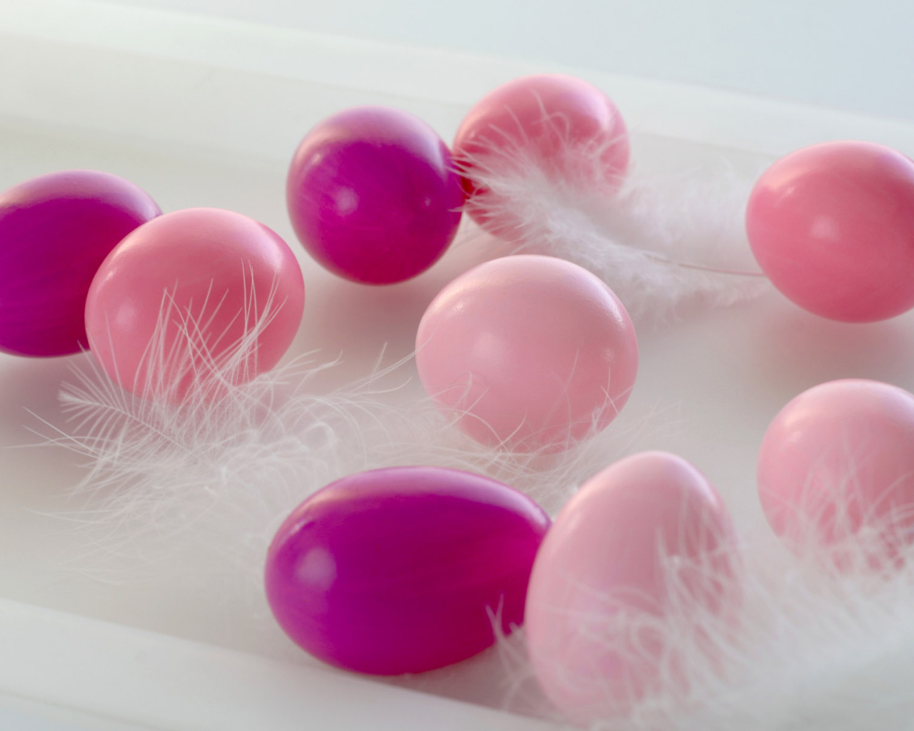 Яркие Пасхальные яйца