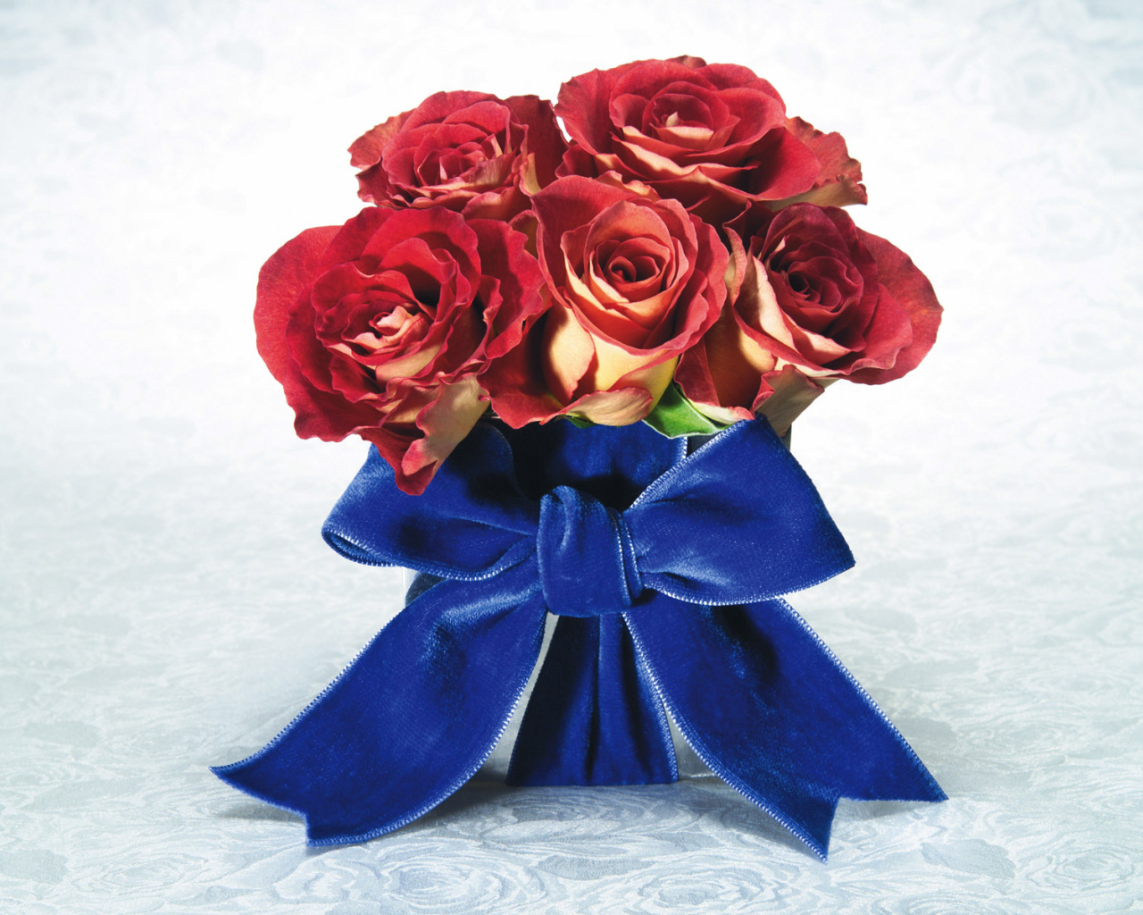 8 марта розочки