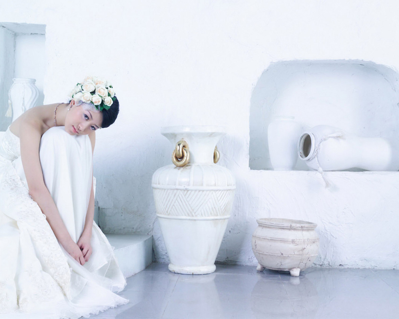 Белое платье