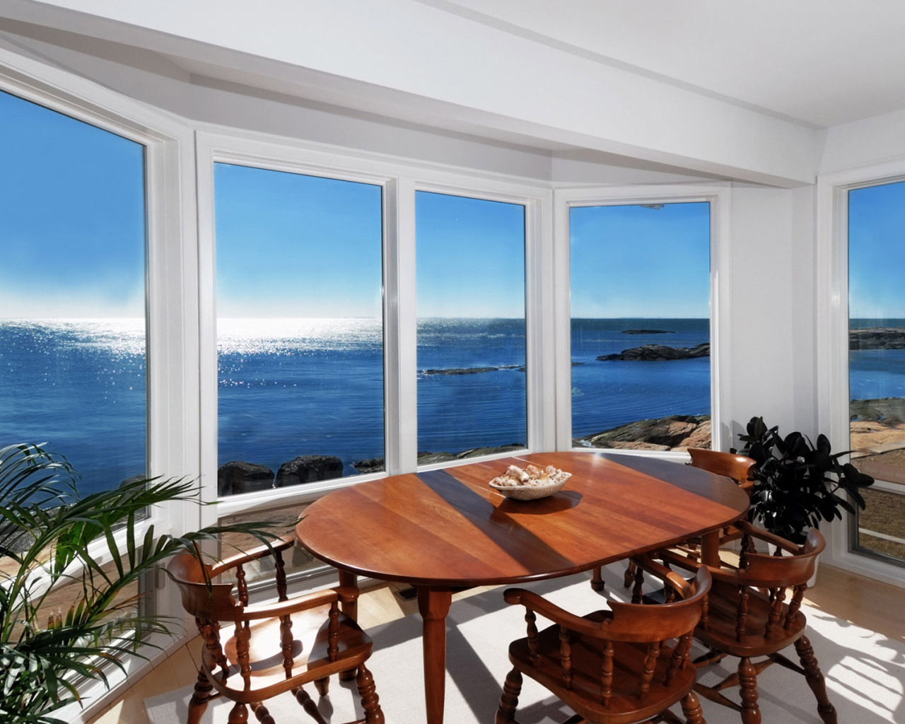 Столовая с невероятно красивым видом