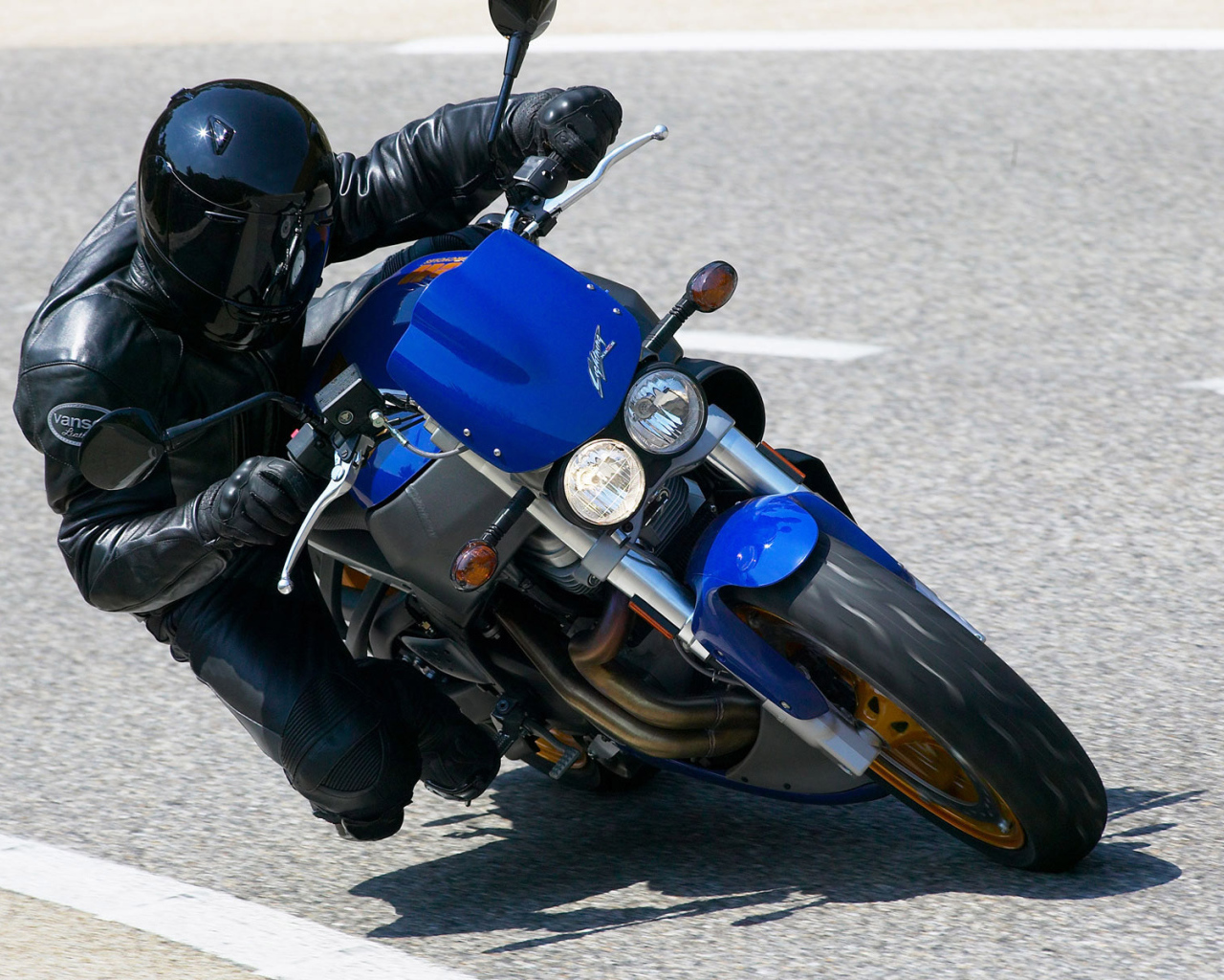 На большой скорости