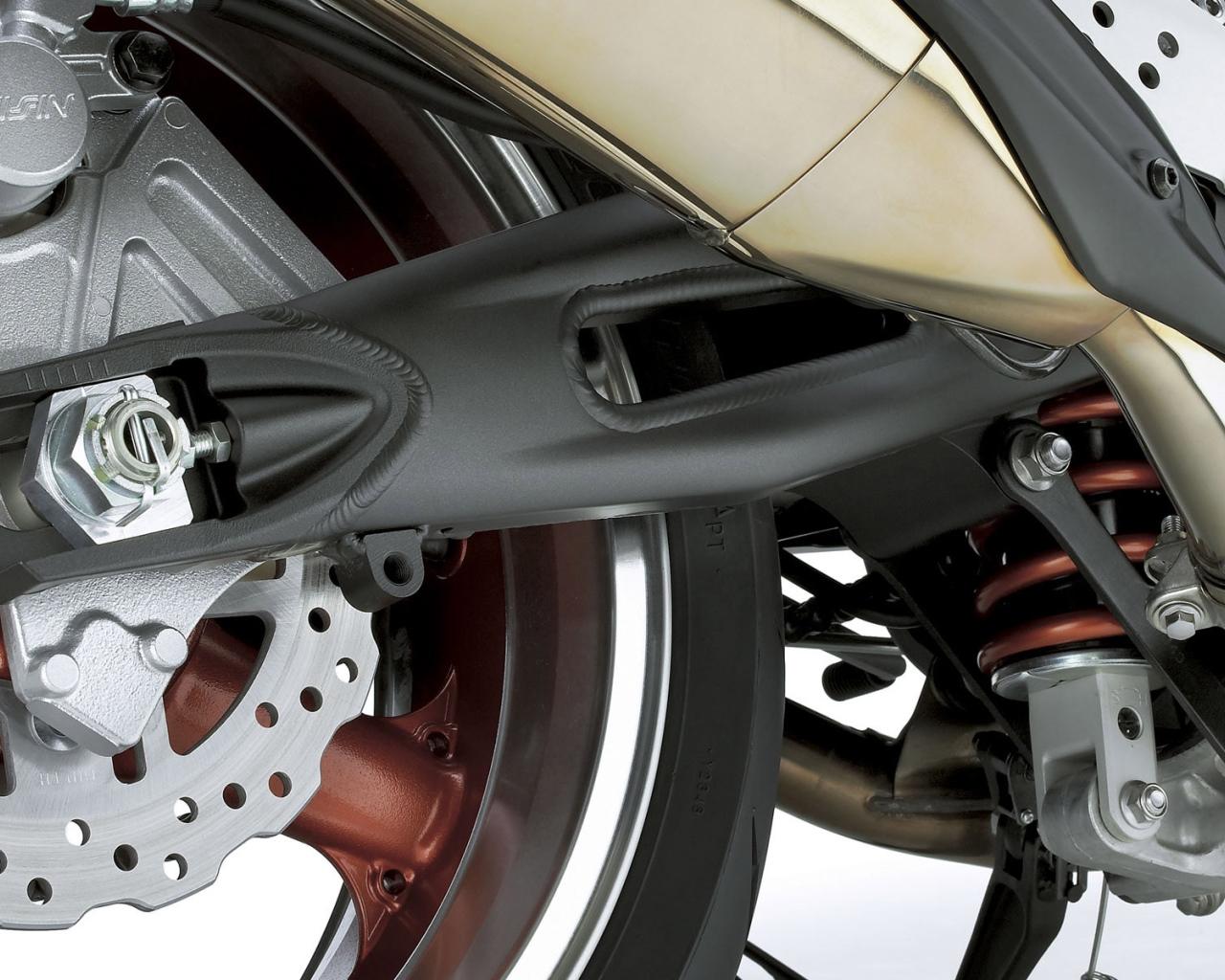 Заднее колесо мотоцикла