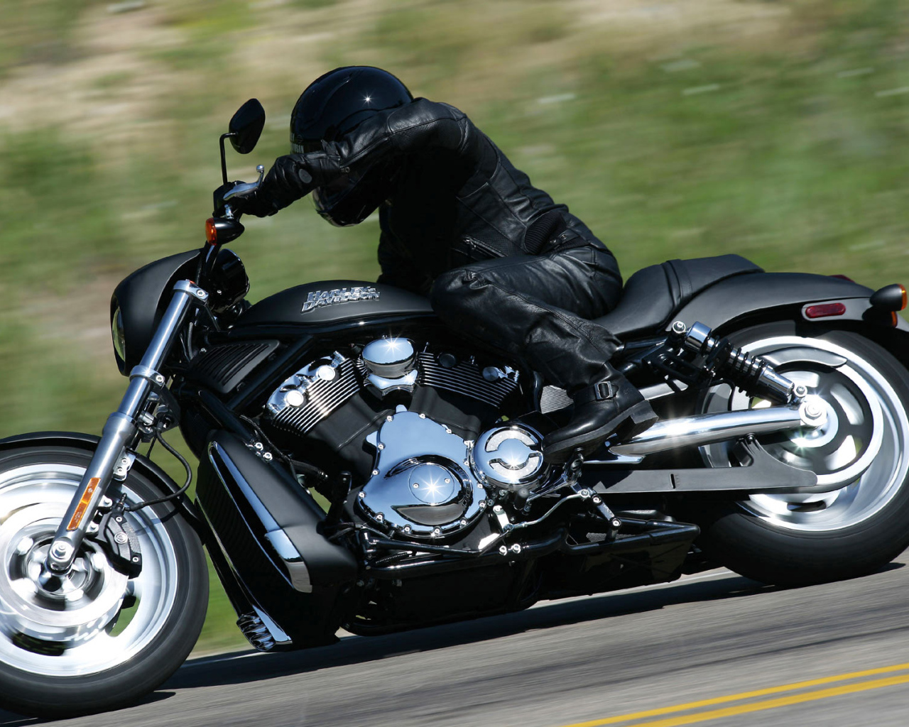 Harley Davidson крутой гонщик