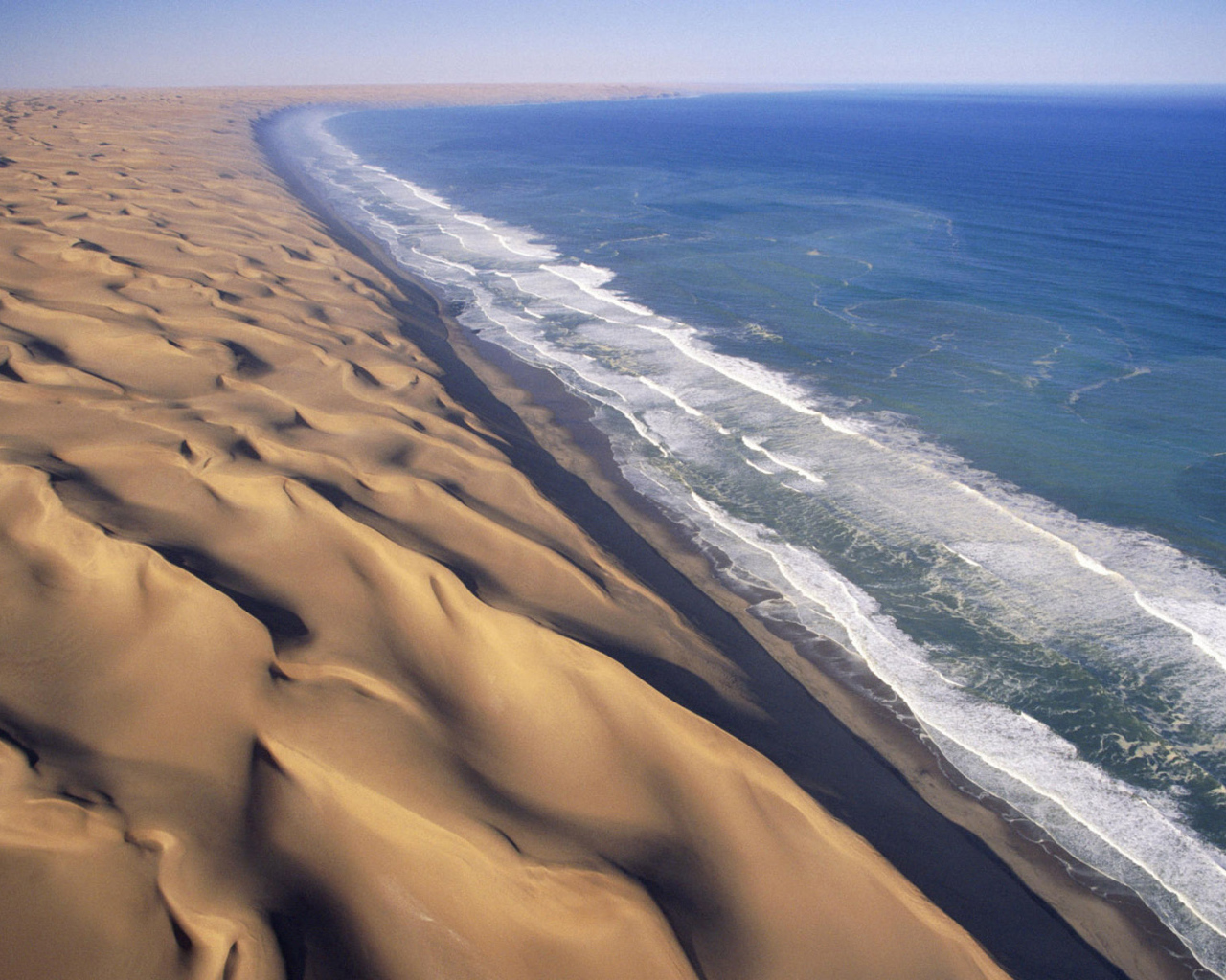 Морской берег