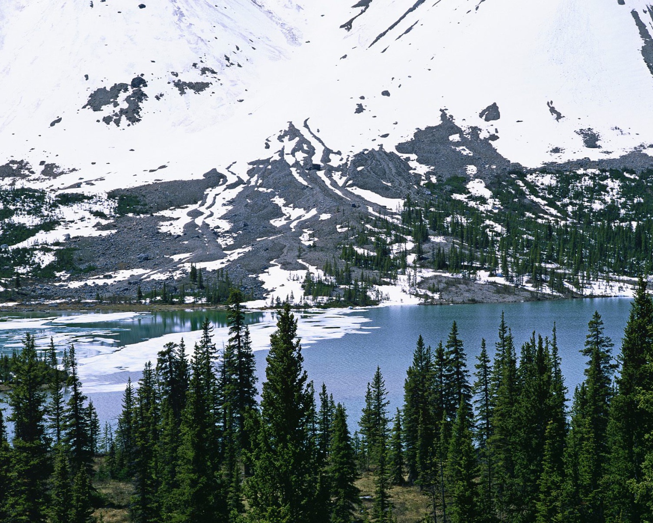 Чистое озеро