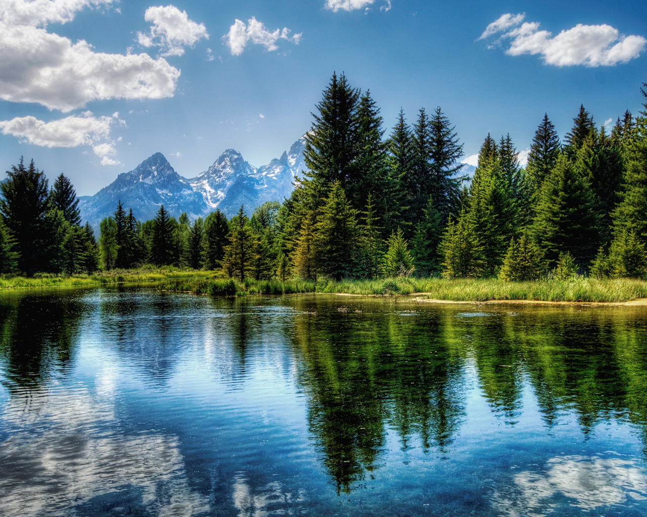 Чистое озеро