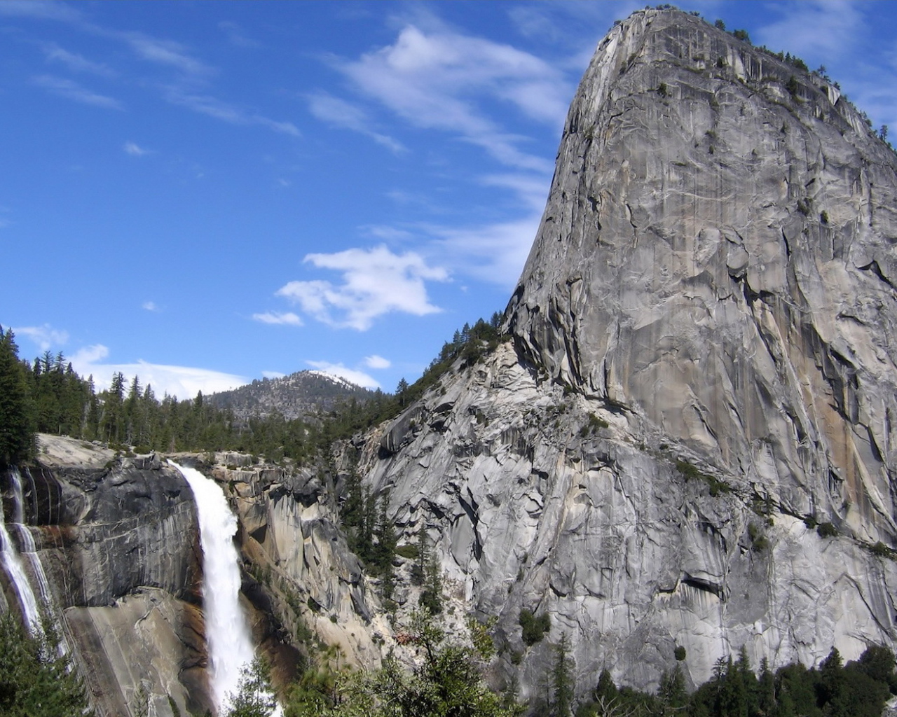 Отвесная скала