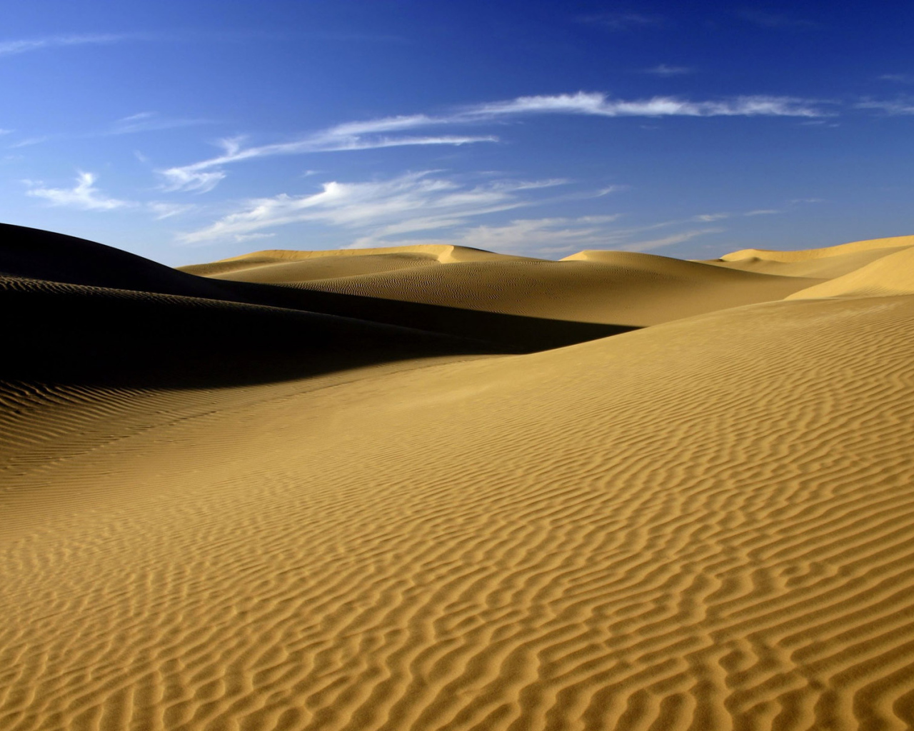 Пустынные дюны