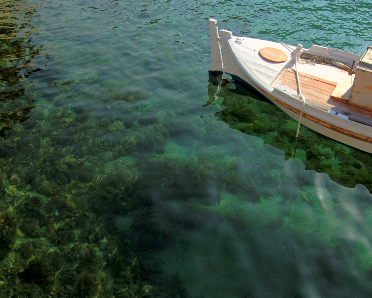 Рыбацкая лодка