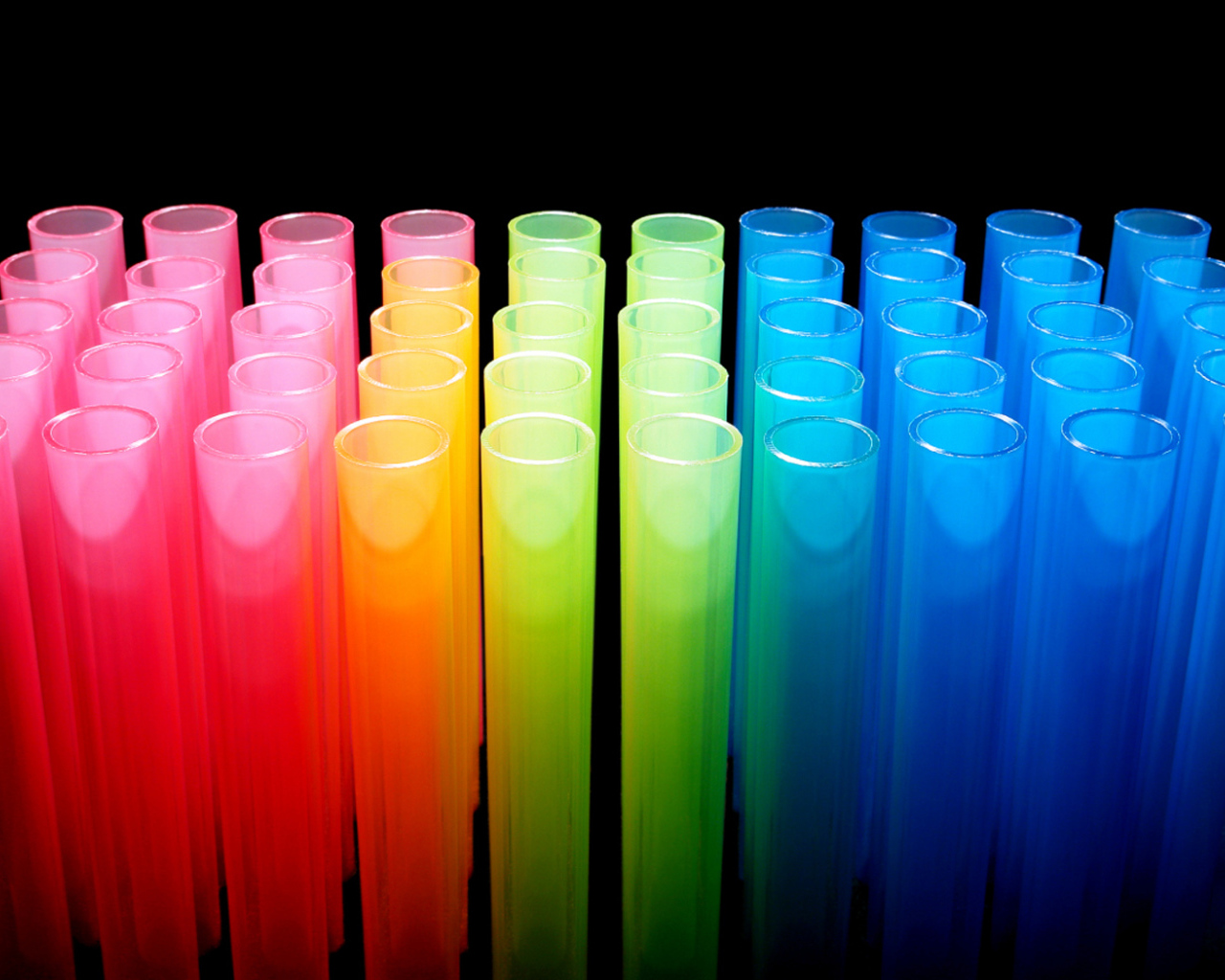 Разноцветные трубки