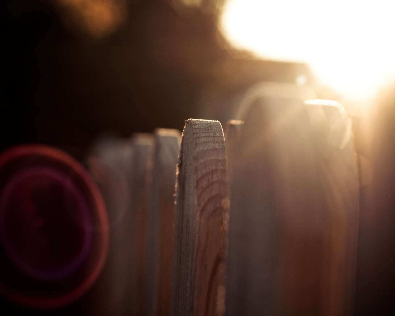 Деревянный забор