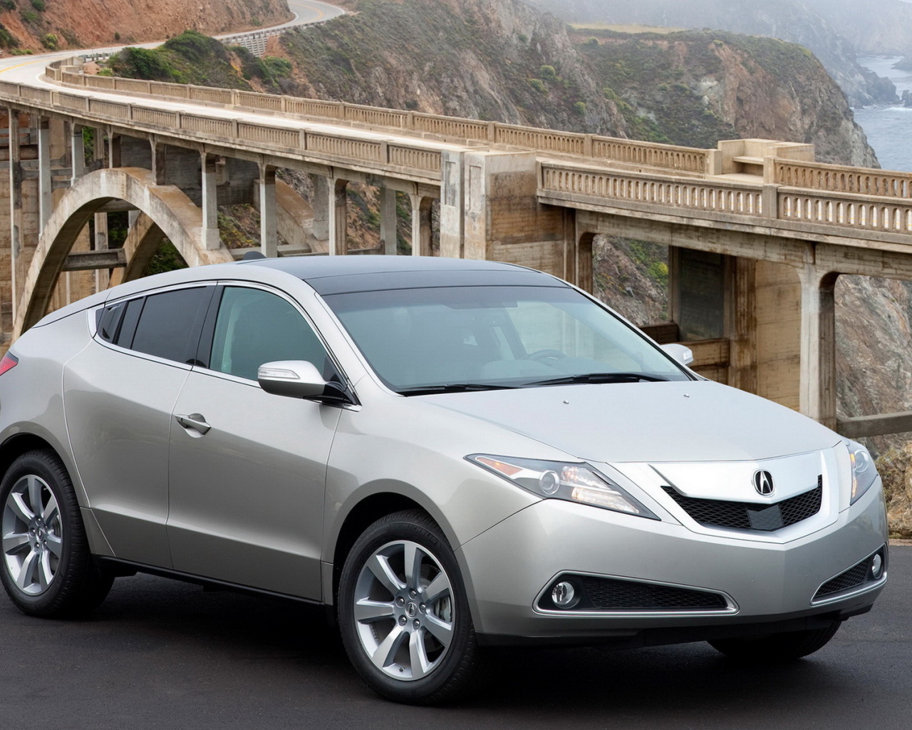 Кроссовер-купе Акура ZDX