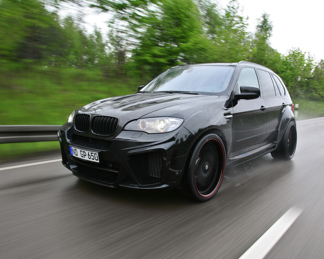 BMW-X5-M-Typhoon 2011