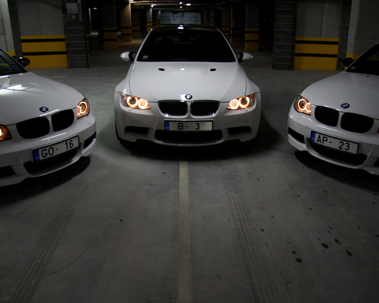 Автомобили БМВ