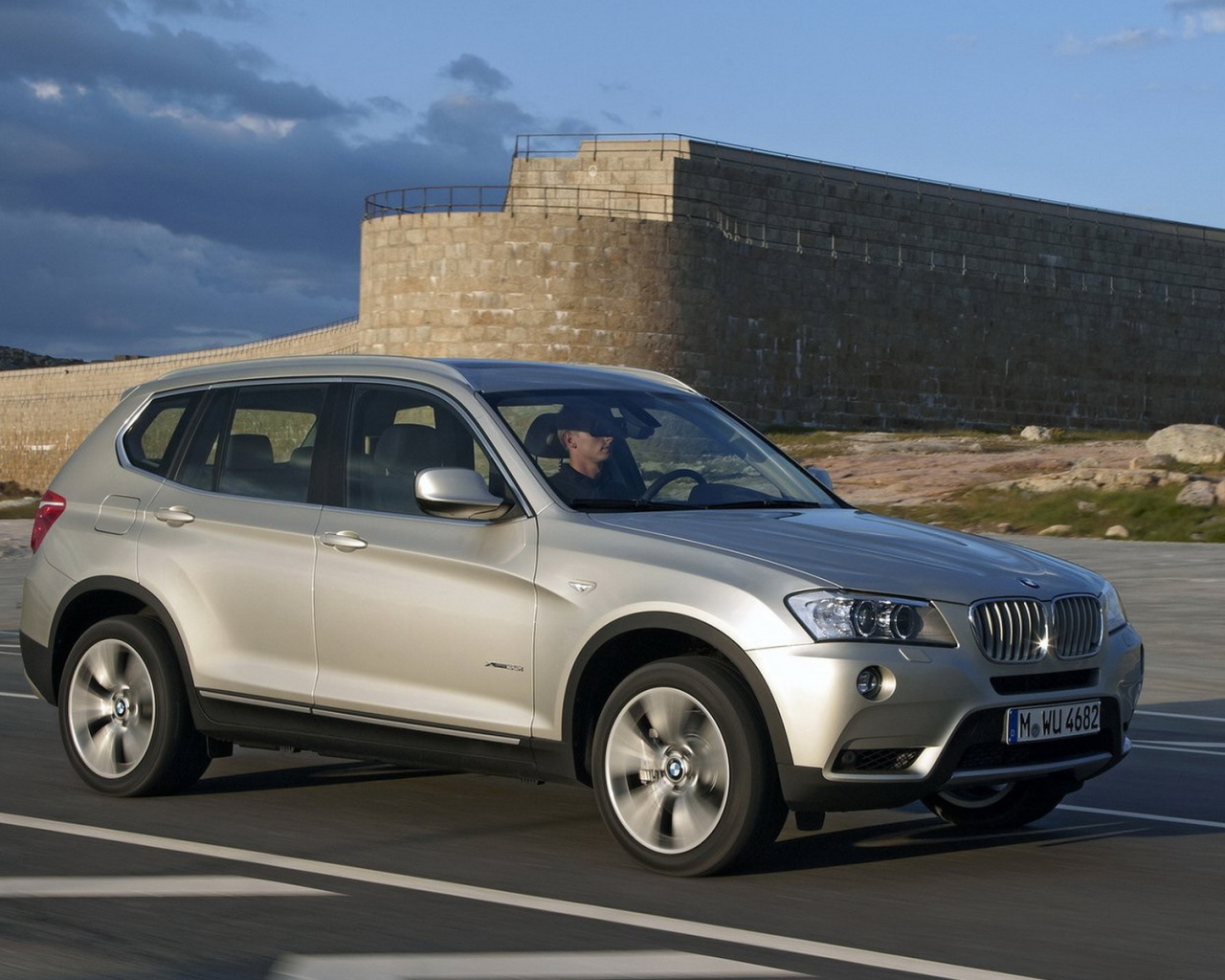 BMW X3 2011