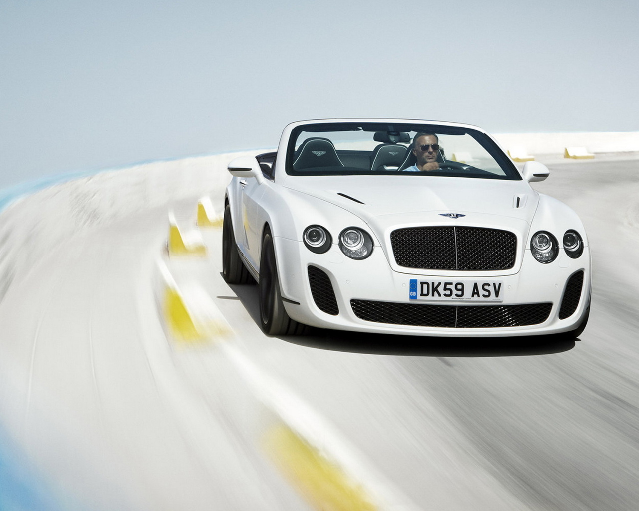 Bentley Continental Supersports Convertible
