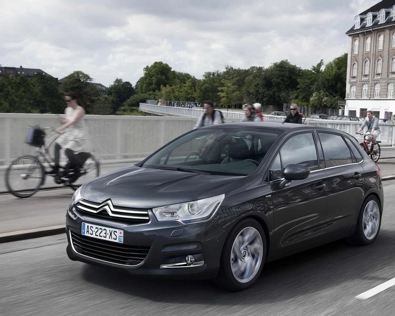 Ситроен С4 хэтчбек