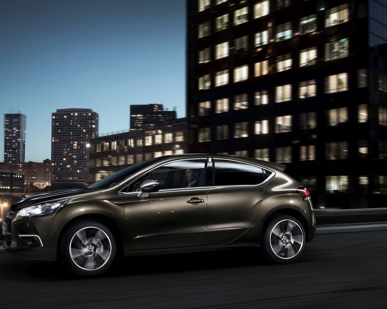 Новый Ситроен DS4