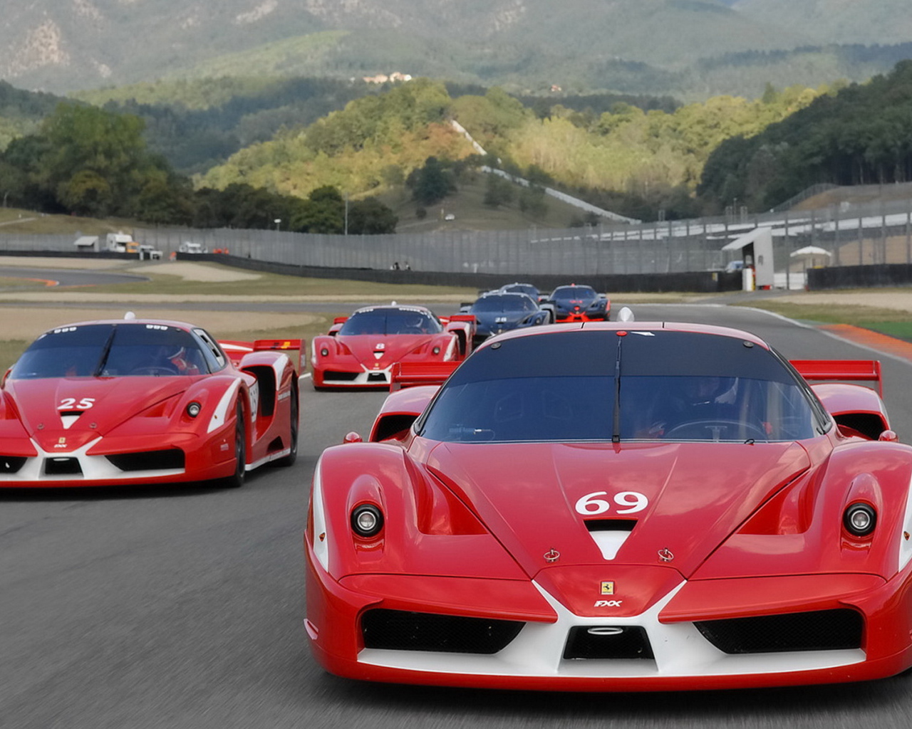 Гоночный Феррари FXX