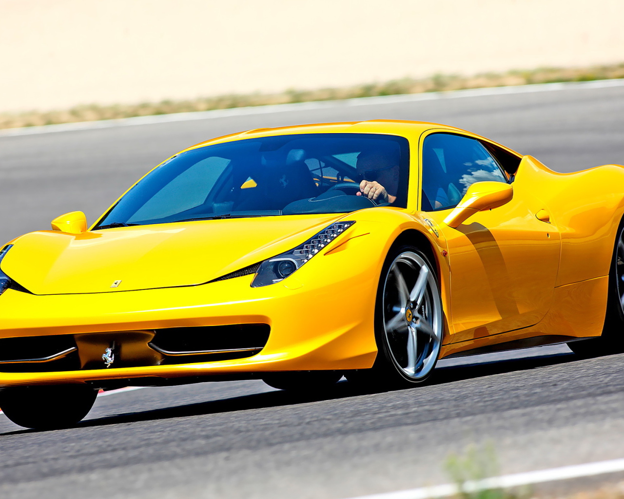 Феррари Италия