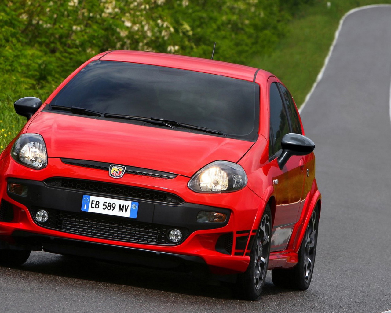 Fiat-Punto Evo Abarth 2011