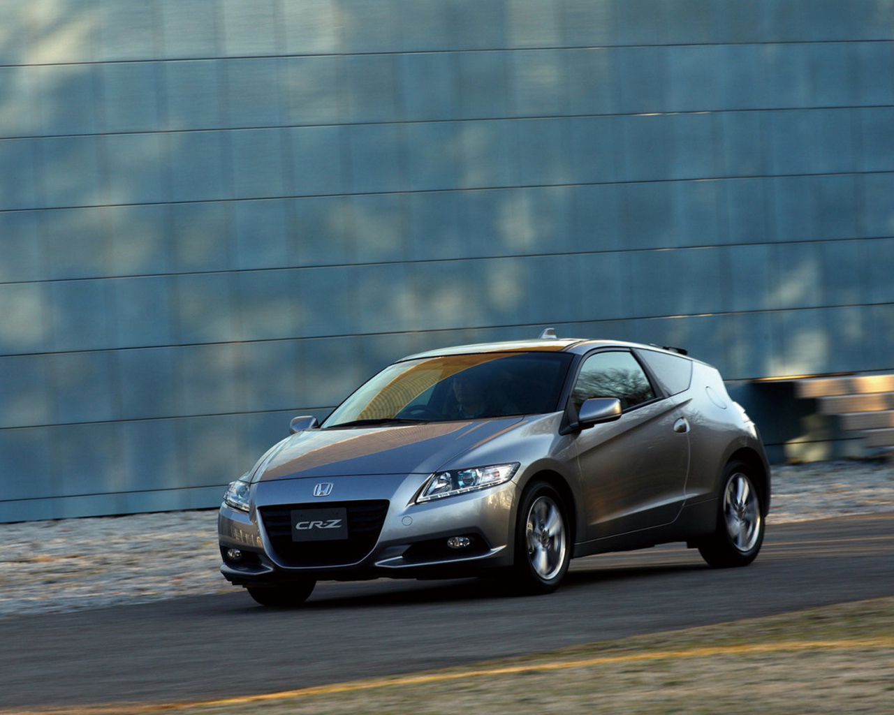 Хонда СR-Z в движении