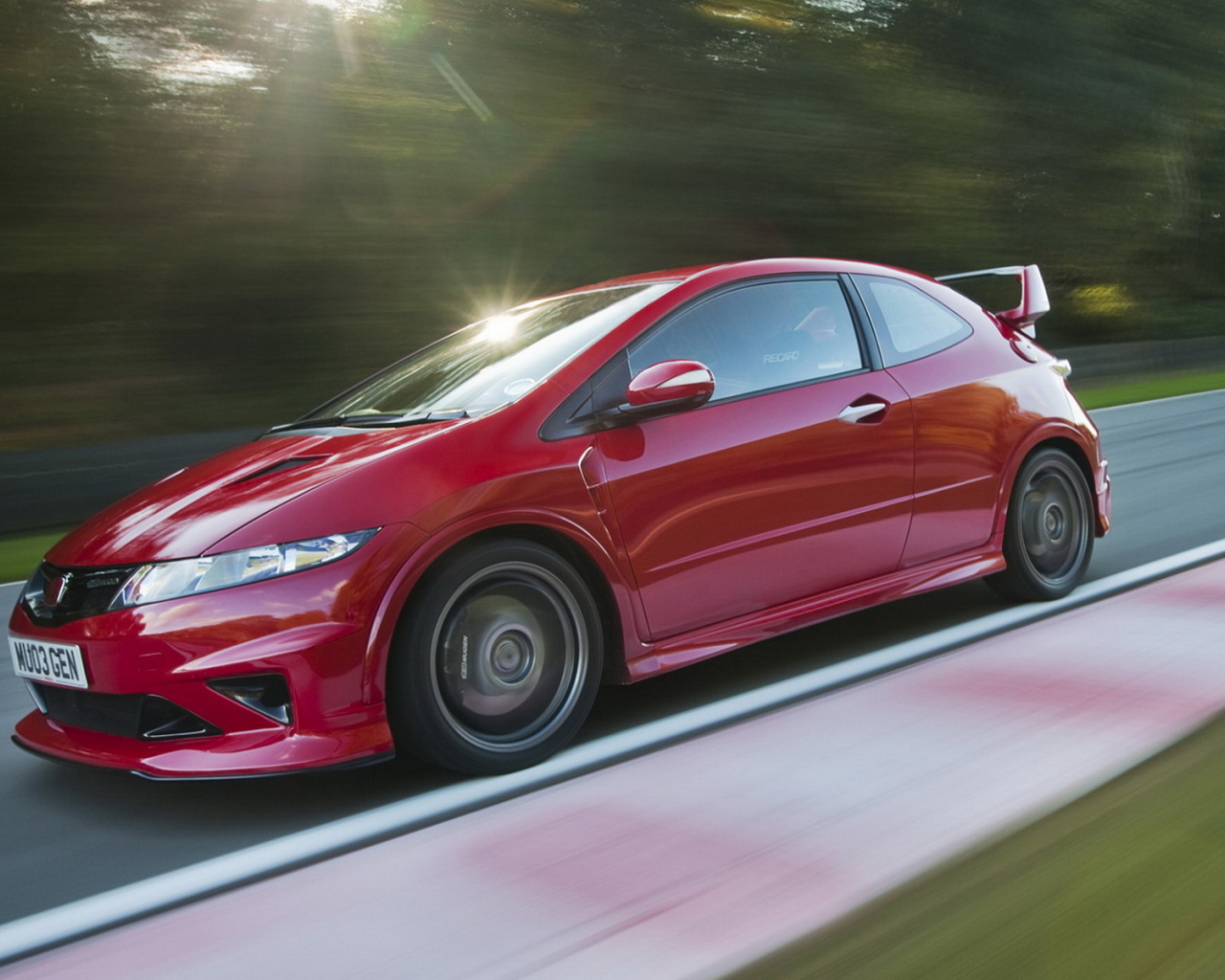 Honda Civic Type-R движение в радость