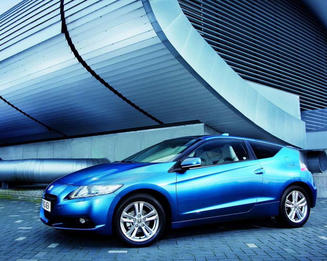 Хонда СR-Z совершенство форм