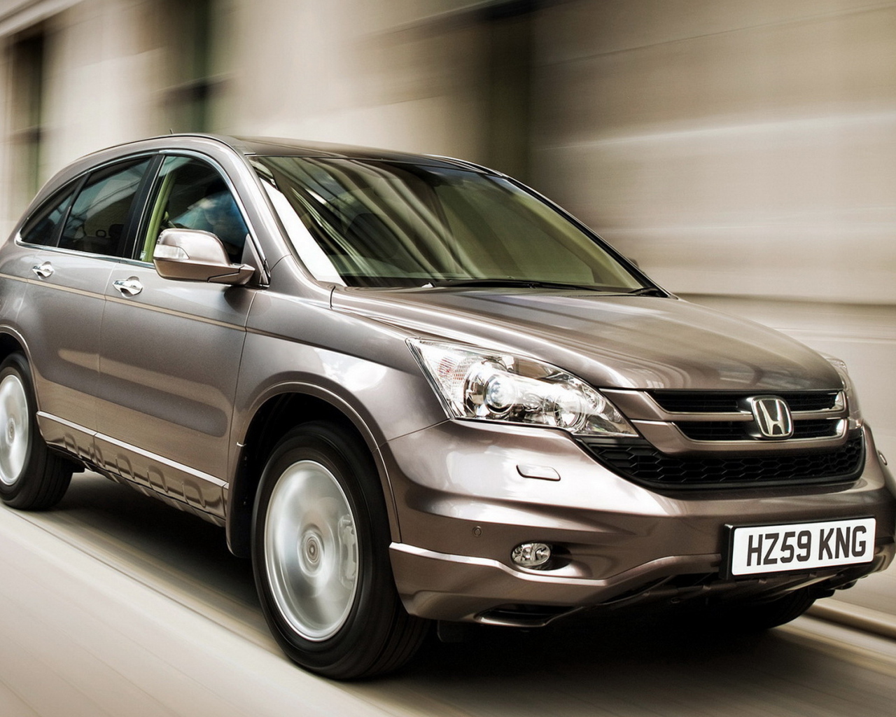 Стремительный Хонда СR-V