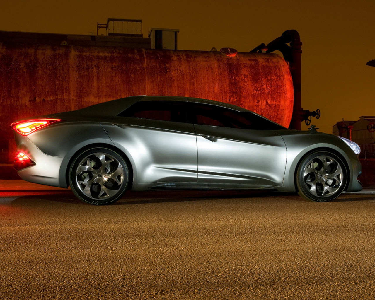 Hyundai i flow Concept в ночи