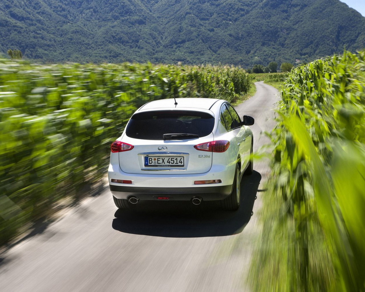 Инфинити EX30