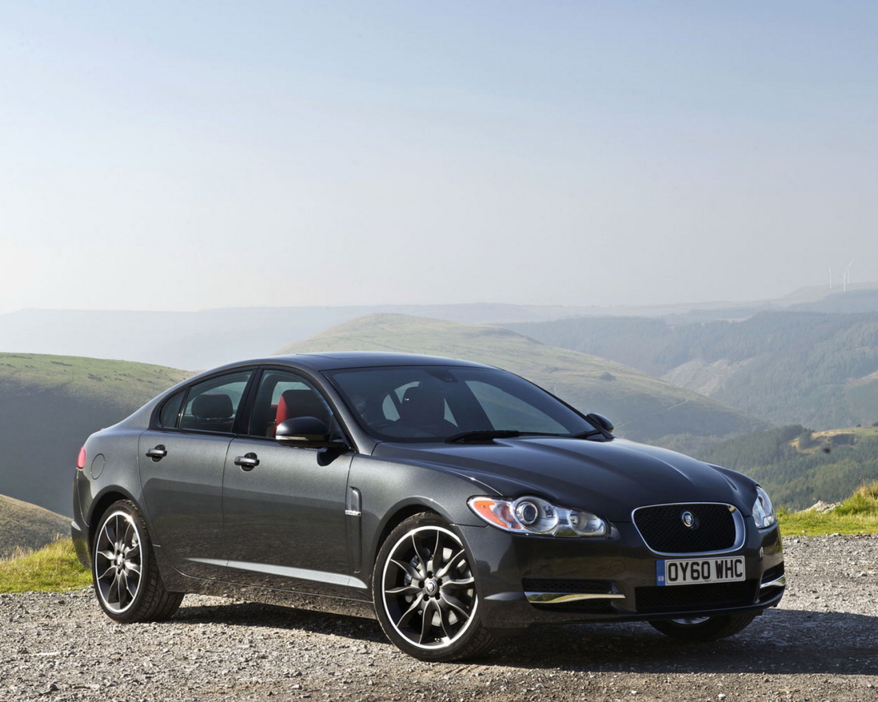 Ягуар XF 350