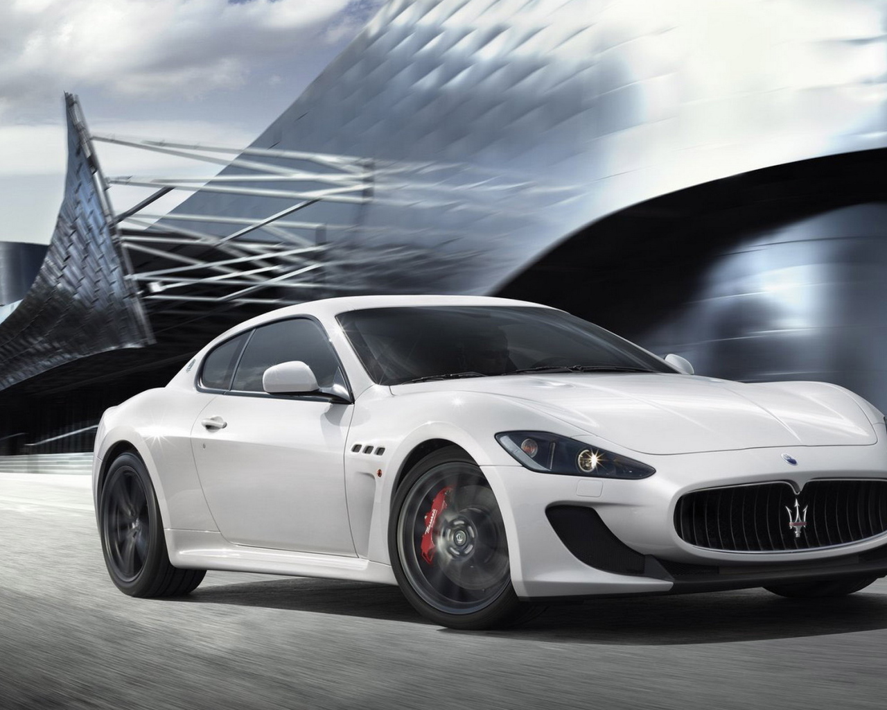 Мазерати ГранТуризмо MC 2012