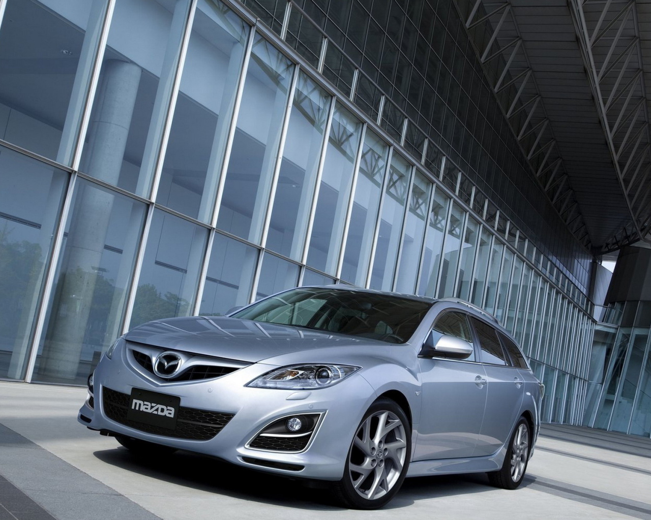 Спортивная Мазда 6 универсал