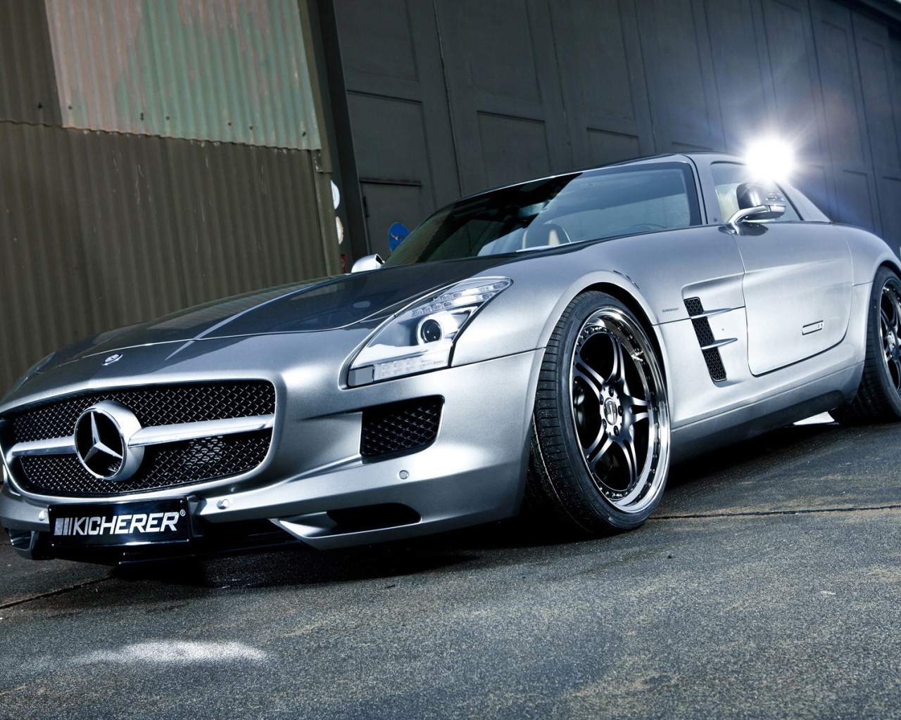 Мерседес Бенц SLS-63 Супер спорт