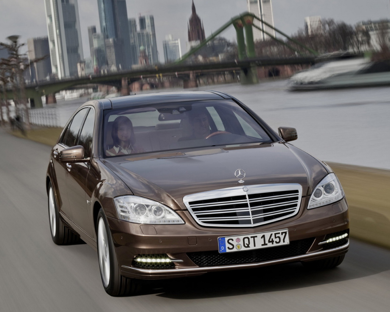 Новый Мерседес Бенц S класса