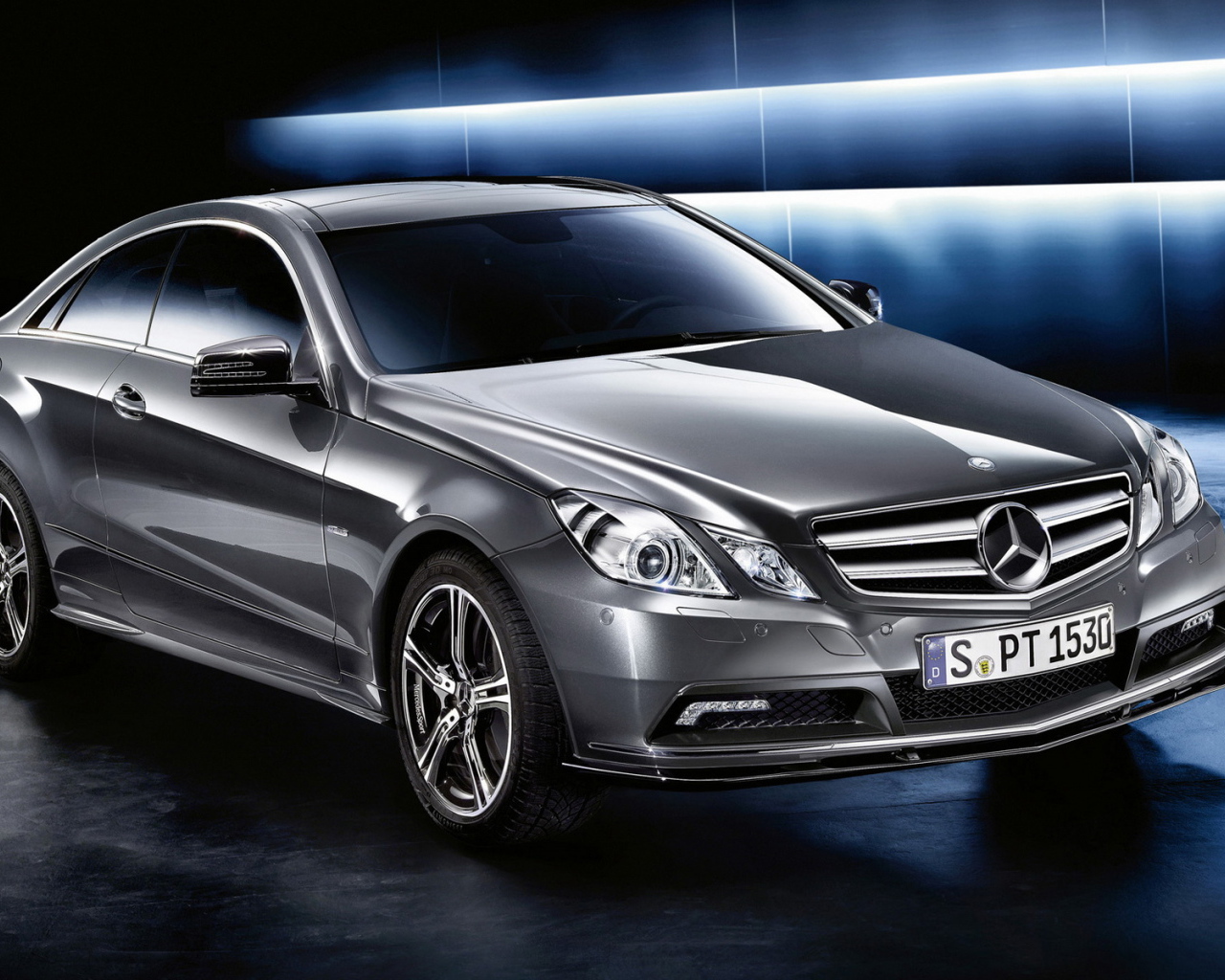 Mercedes-Benz E350 CGI Coupe Sport