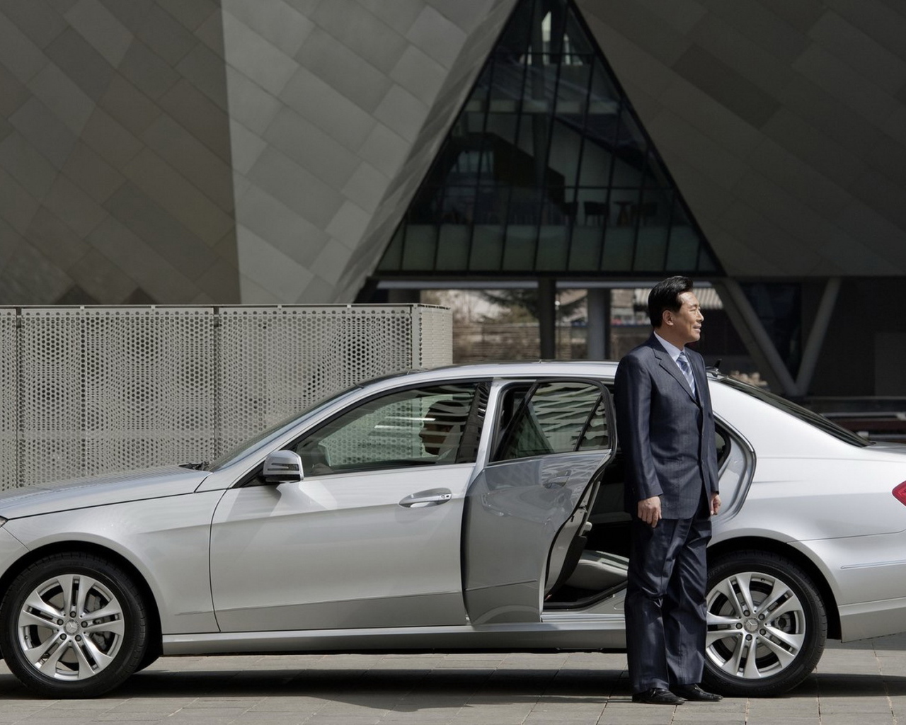 Мерседес Бенц Е класс. Ценя совершенство