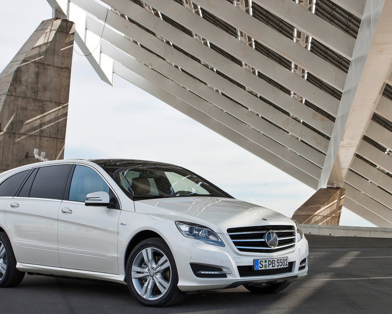 Мерседес Бенц Р класс