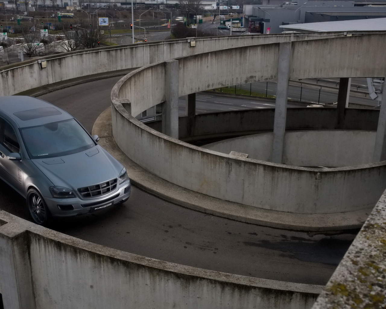 Parotech Mercedes Benz ML 500 Uranium