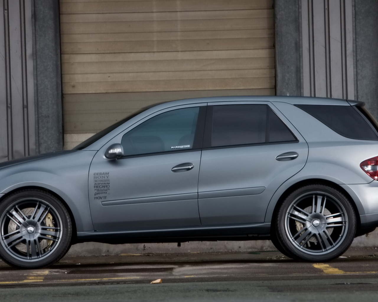 Мередес Бенц МЛ 500 Ураниум