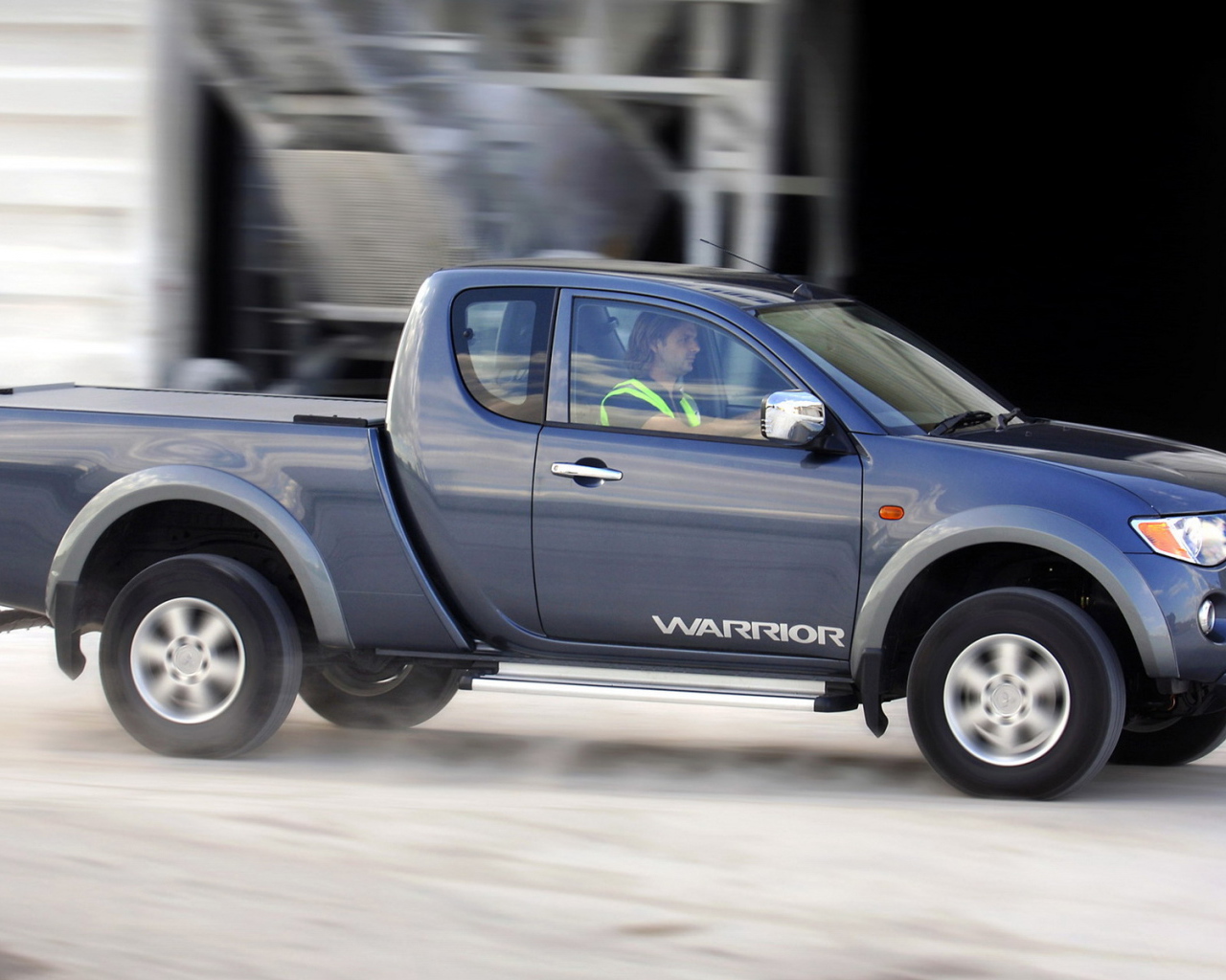 Митцубиси L200