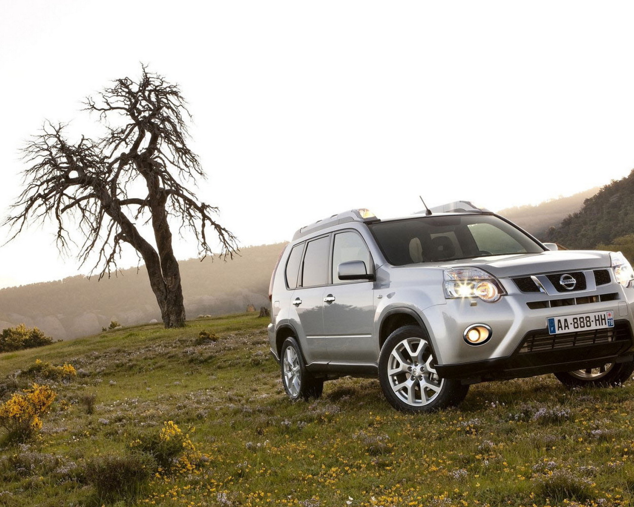 Компактный Внедорожник Ниссан X-Trail 2011